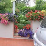 Alojamento de Acomodação e Pequeno-almoço Il Melograno With Private Bathrooms