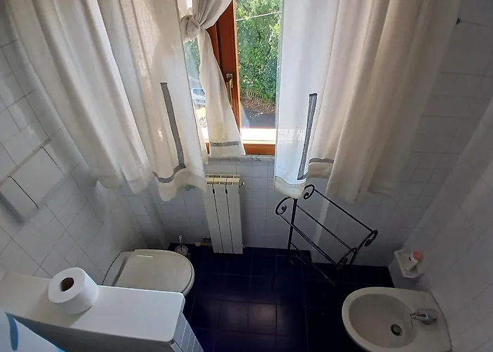 Il Melograno With Private Bathrooms Aulla
