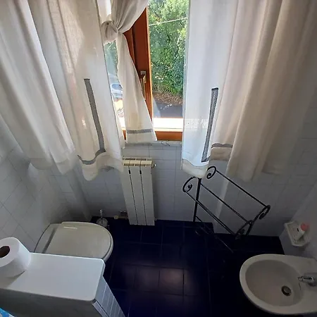 Il Melograno With Private Bathrooms Albiano Magra