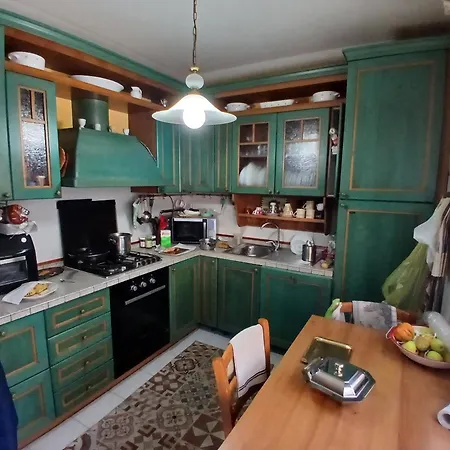 Il Melograno With Private Bathrooms Bed and Breakfast Aulla